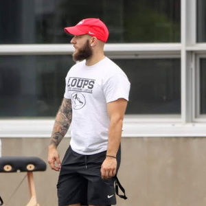 Meet your Posher, Nic